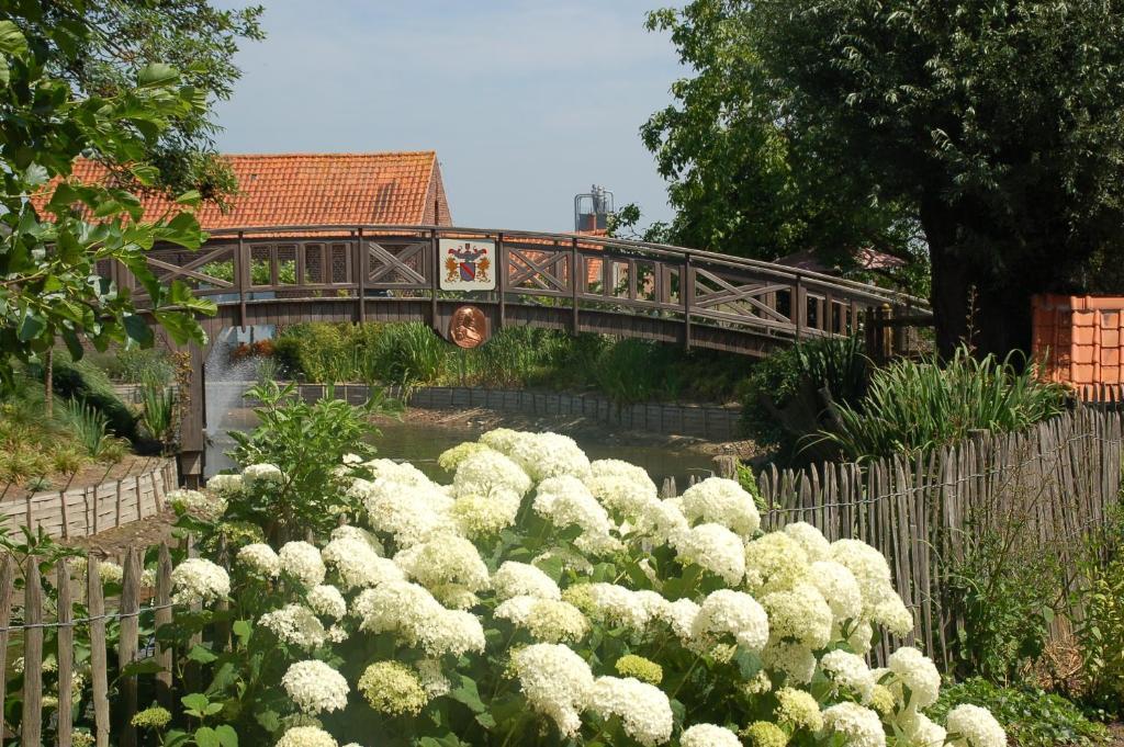 B&B De Rentmeesterhoeve Ренингелст Экстерьер фото