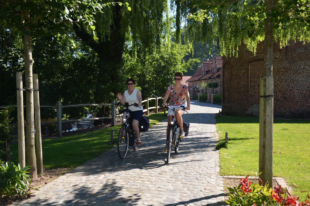 B&B De Rentmeesterhoeve Ренингелст Экстерьер фото